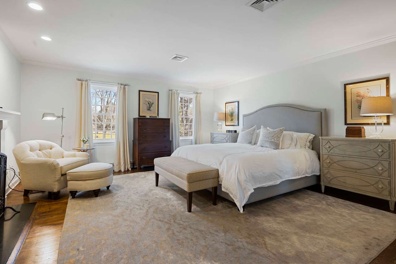 81 Coventry Lane, Fairfield Private Exclusive Veronica Monahan