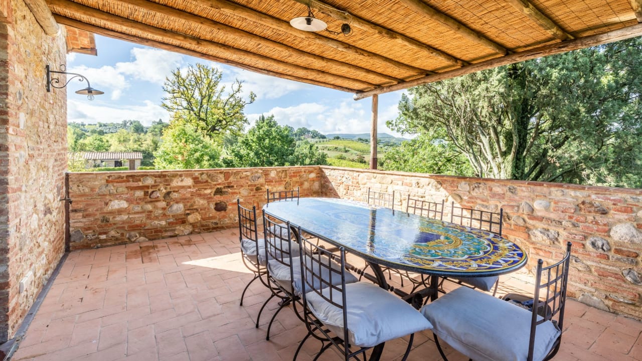 Tenuta Lavanda “Beautiful Estate With Swimming Pool in Tuscany”