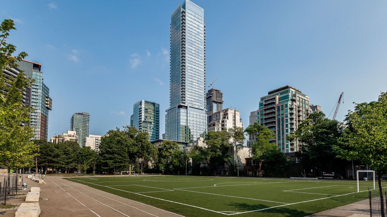 Yorkville Neighbourhood Guide Doorey Chu Team Toronto Real Estate