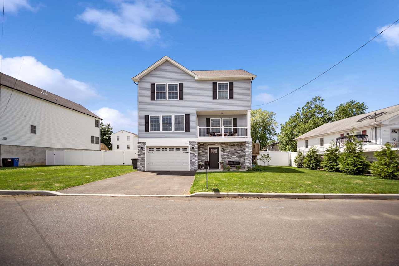 Must See Home Tour of 1209 Patterson Avenue, Union Beach, New Jersey