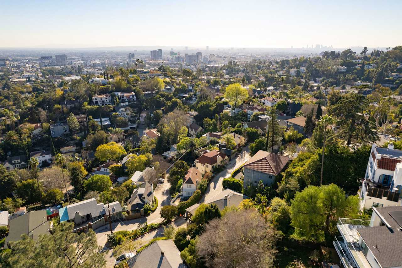 Hollywood Hills Pied de Terre Another Off Market Sale
