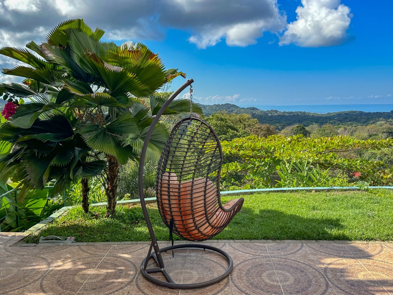 A 3-Bedroom Home With Spectacular Pacific Ocean View On The Edge Of Ojochal