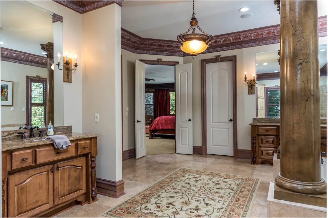 2 Valley Crest Court Jon Underhill Real Estate