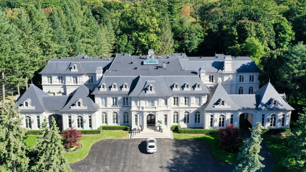2275 Doulton Mississauga Mansion Invidiata