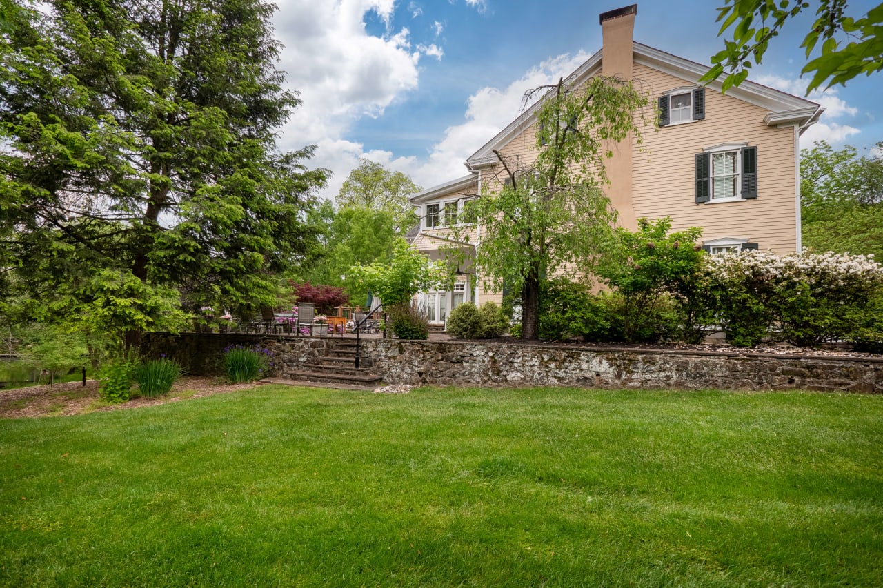 615 Bierys Bridge Road