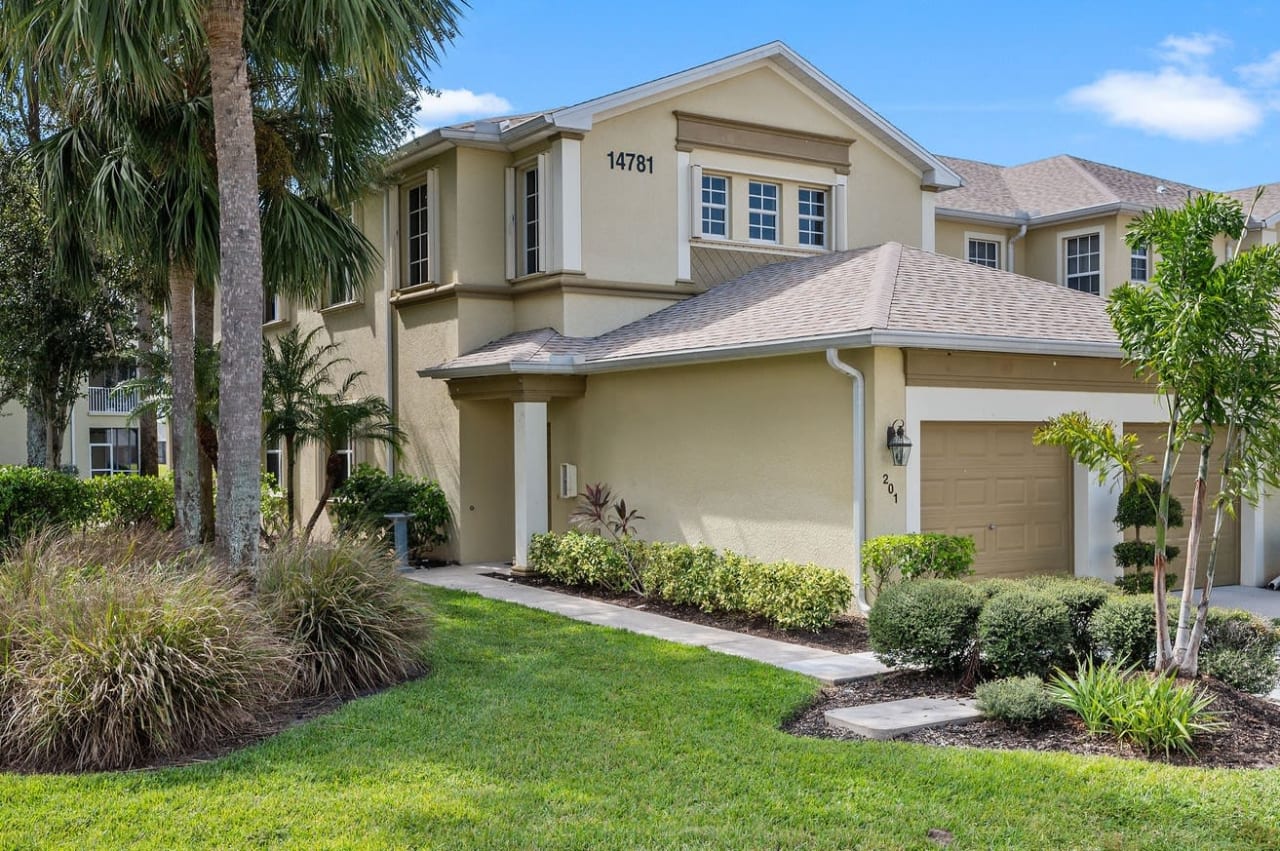 14781 Calusa Palms Dr #201, Fort Myers