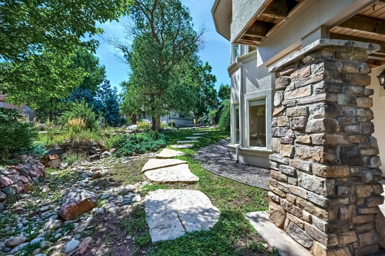 10537 Brown Fox Trail