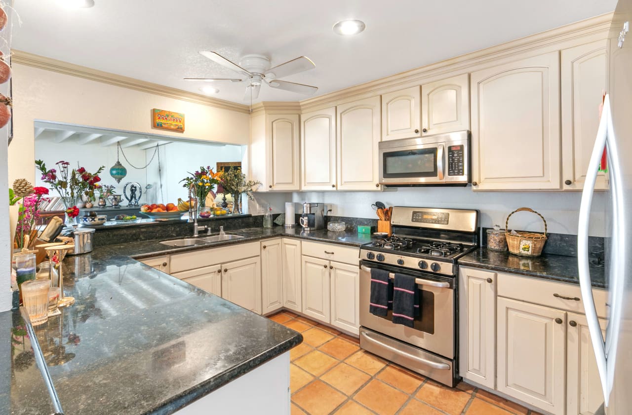 29221 Heathercliff Rd., Malibu Mark Gruskin Malibu Real Estate