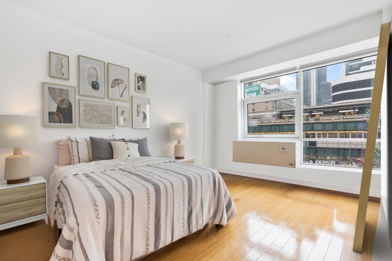 24-15 Queens Plaza North Unit: 3C