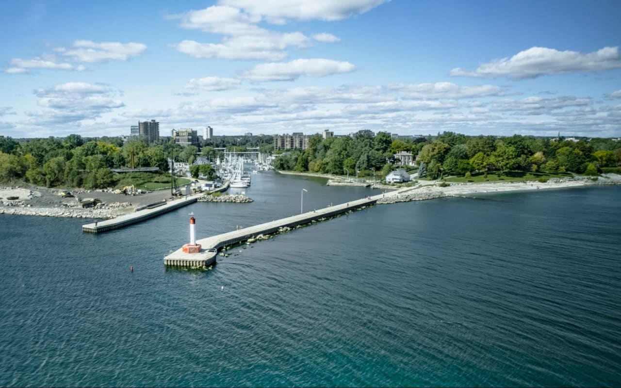 What You Need to Know About Moving to Oakville