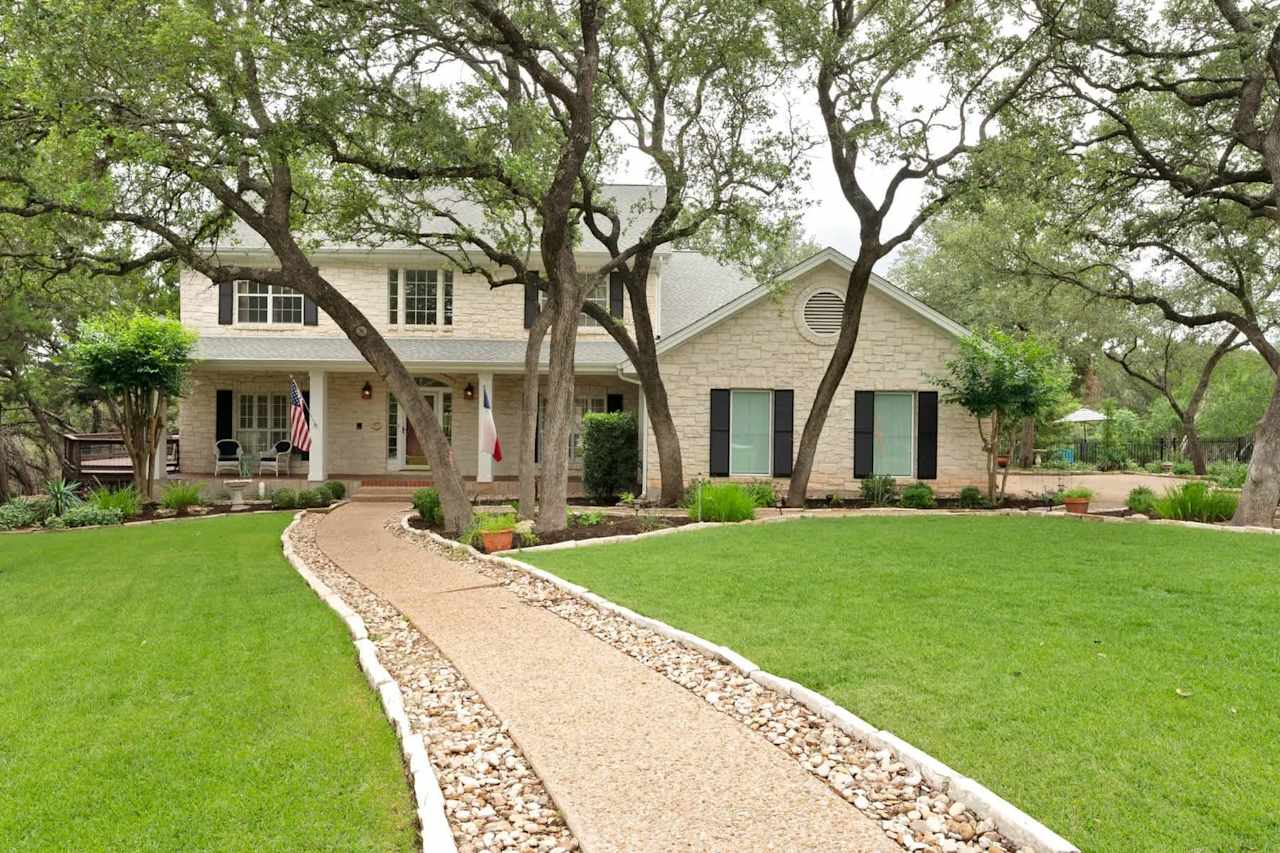 9216 Silver Pine Cv