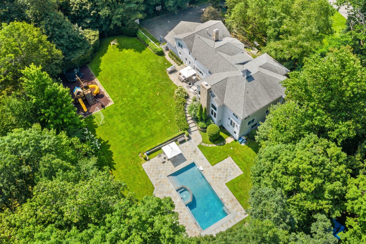 6 Long Pond Rd, Armonk NY Brian Milton Compass Sold Listing