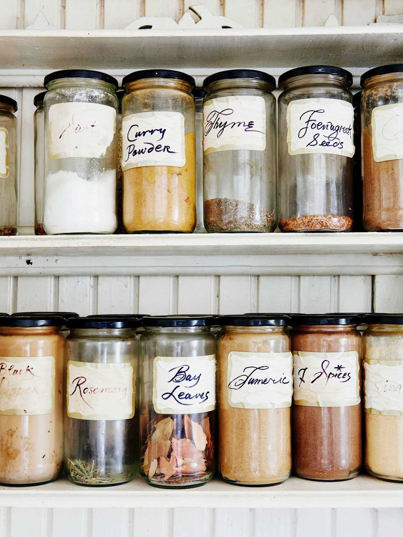 8805 LOOKOUT MOUNTAIN Avenue