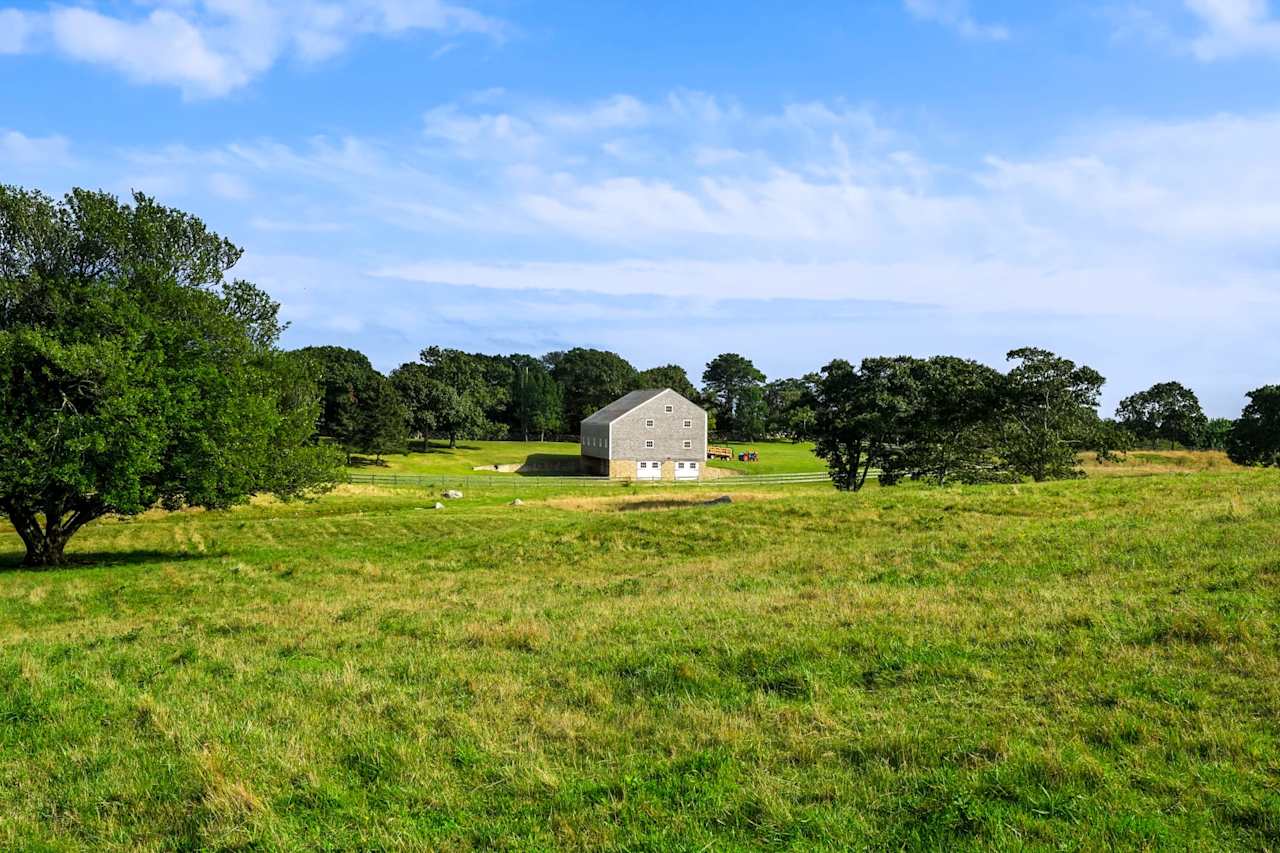 Idyllic Chilmark Farm