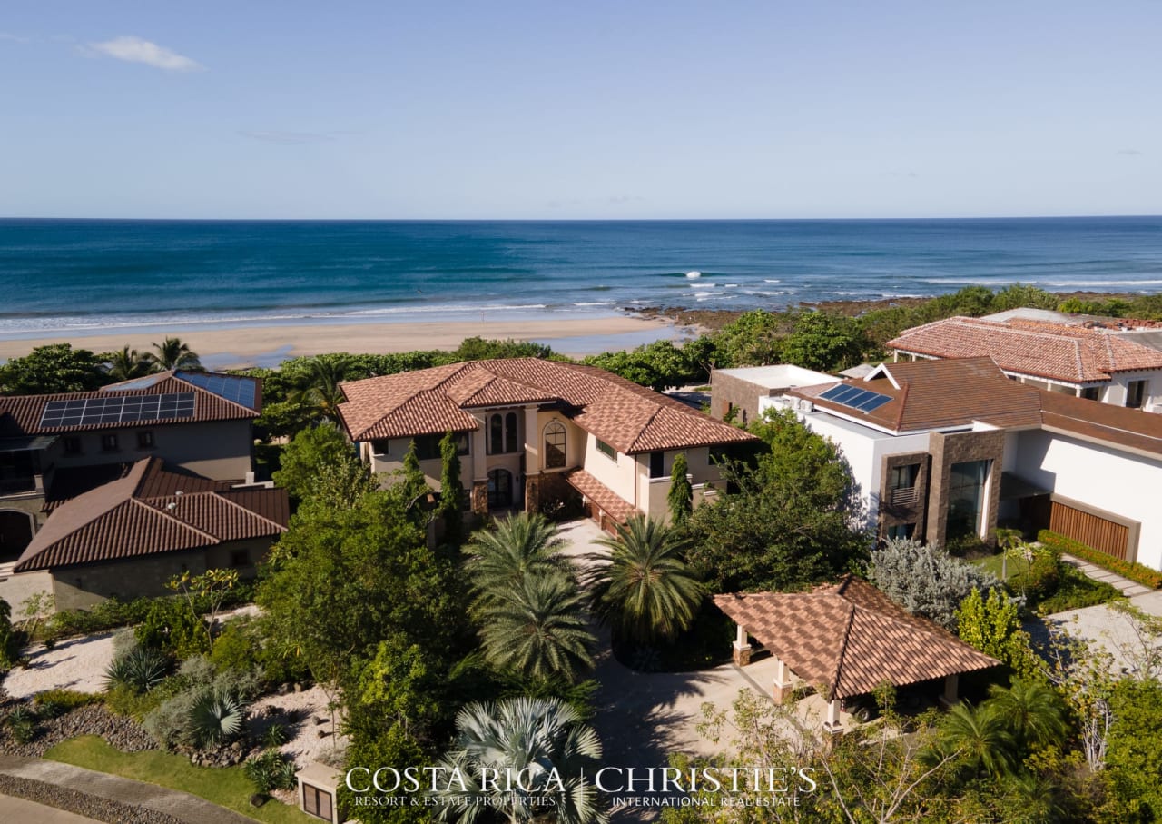 Avellanas Beachfront Home ¨La Choza¨