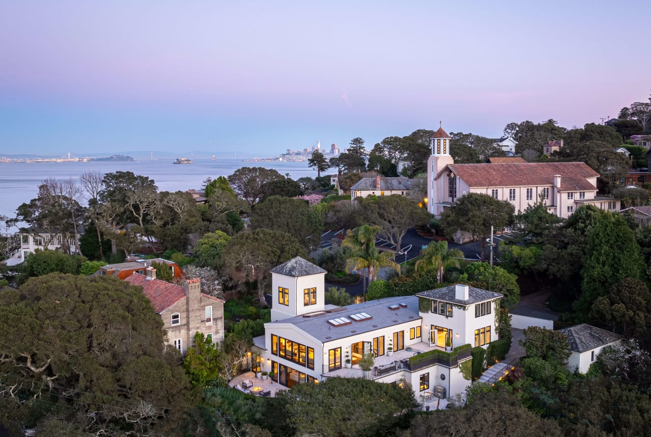 190 HARRISON Kara Warrin