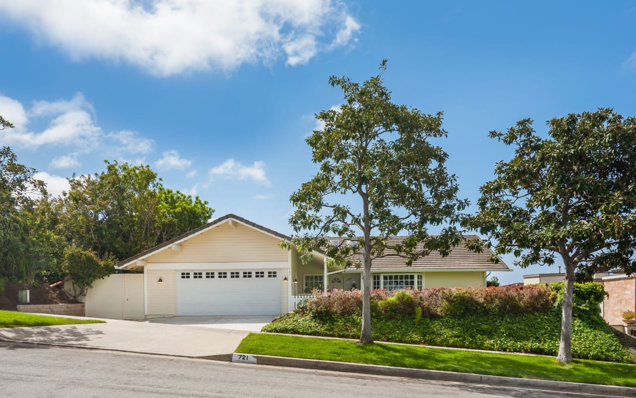 721 Bellis Newport Beach Eastbluff Homes for Rent Mary Golding