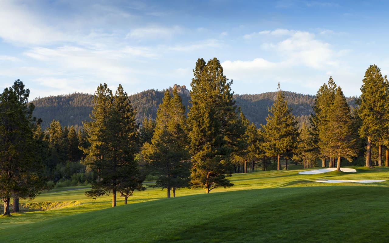 Lahontan Golf Community