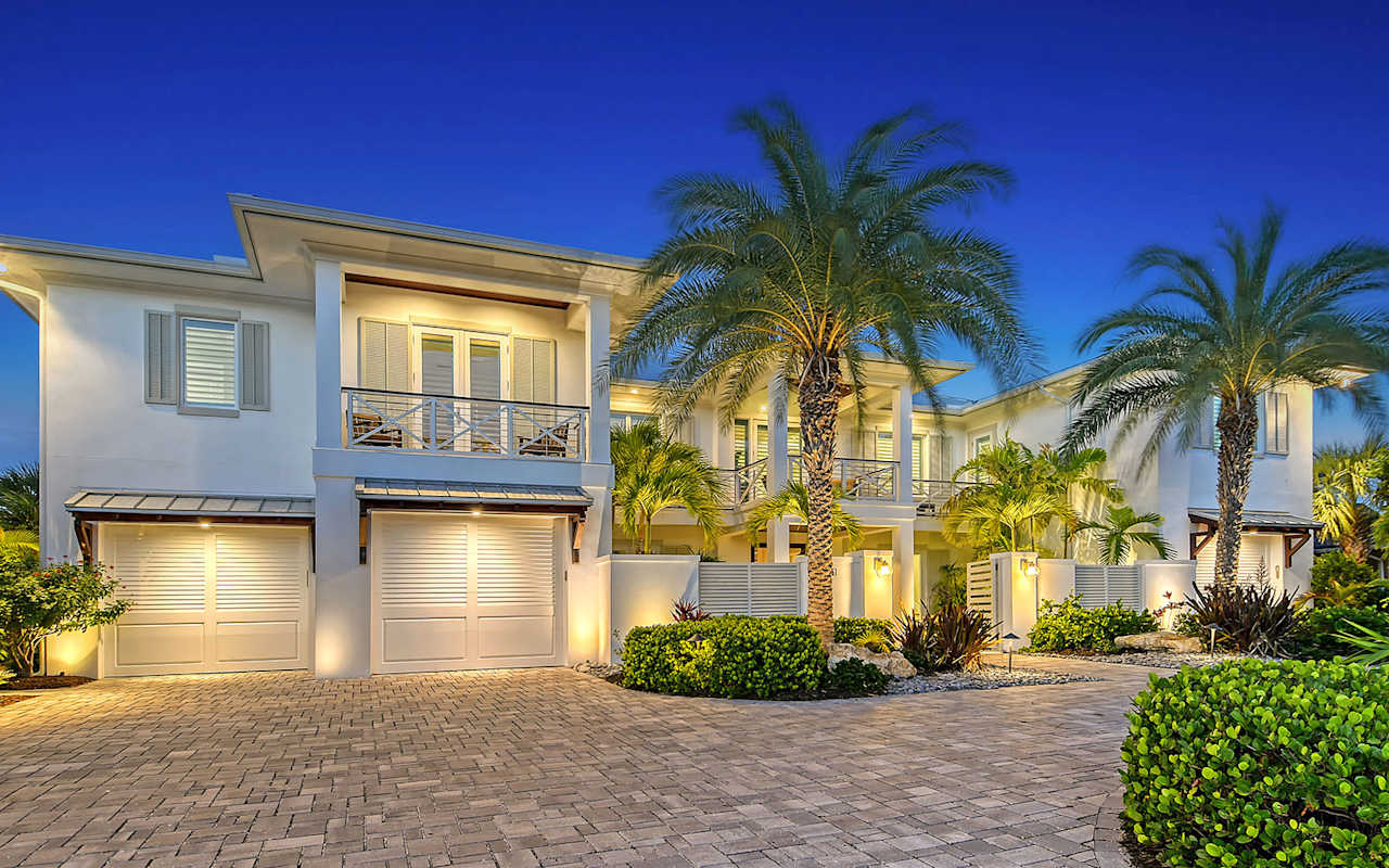 661 Key Royale Drive