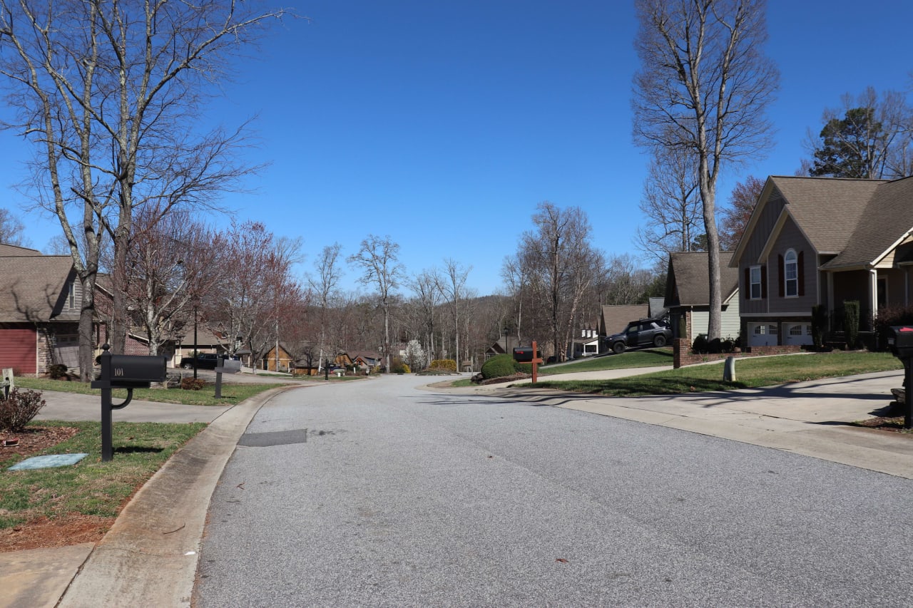 Hudson Community Guide Baker Realty of Lenoir, Inc.