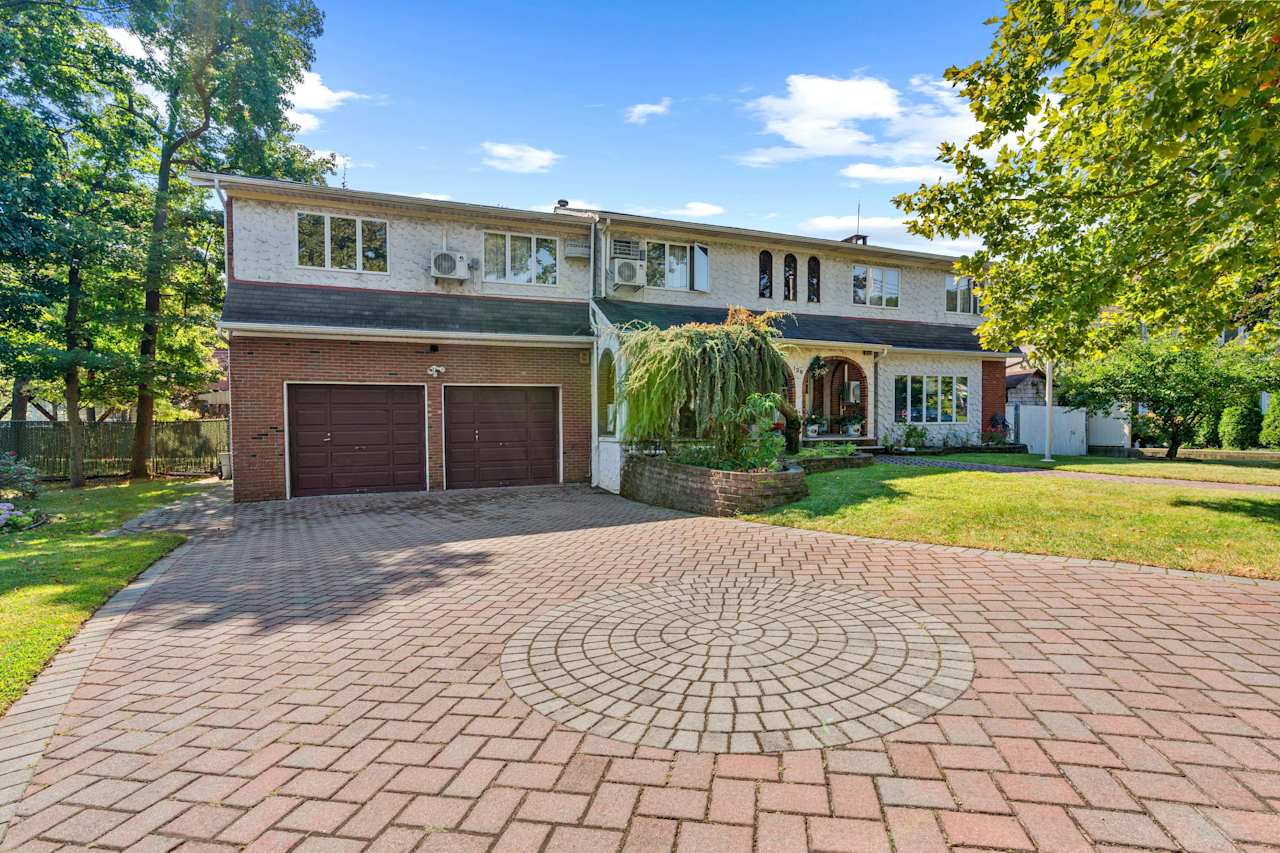 Stunning Home Tour of 128 Hawley Avenue, Huguenot Staten Island