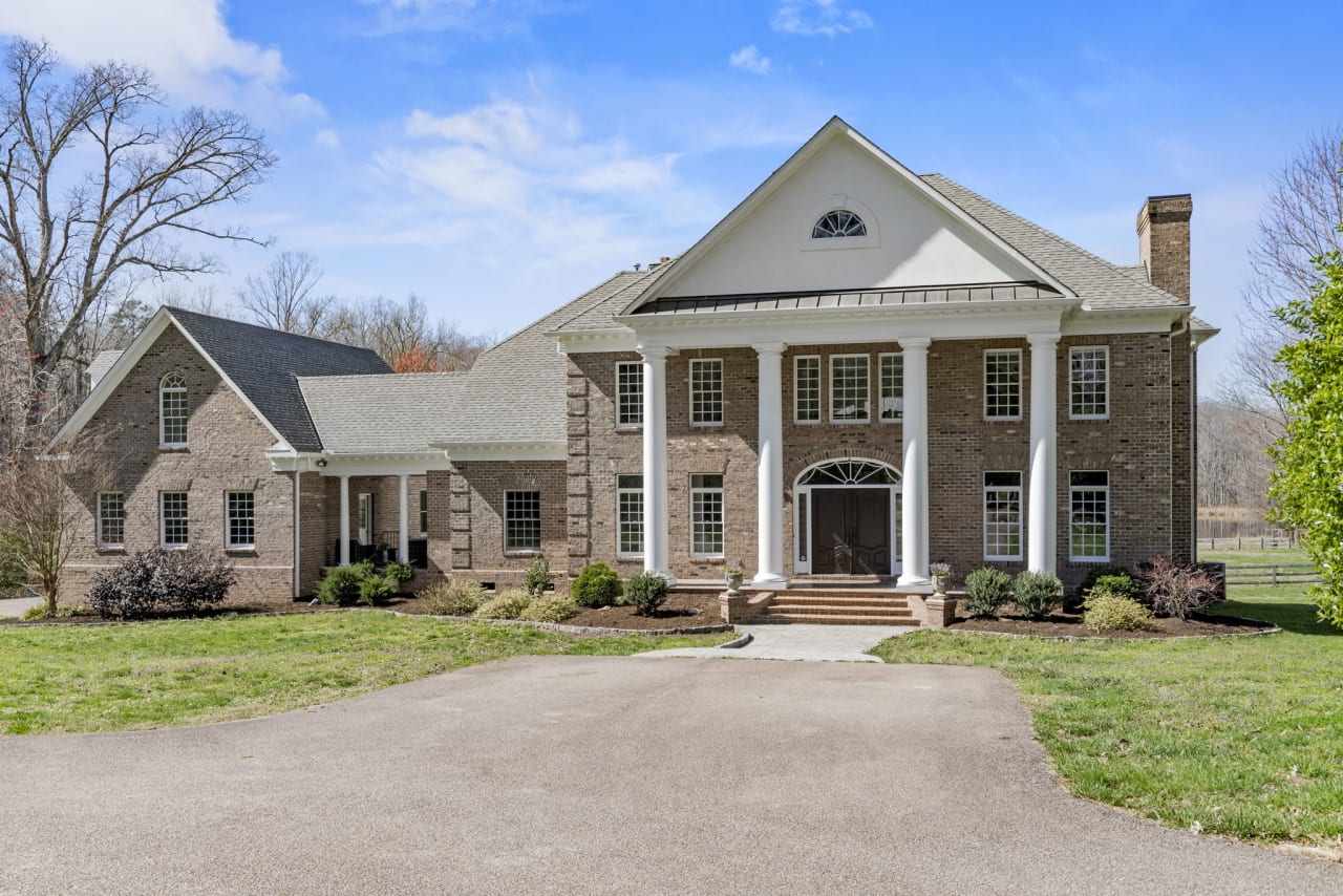 4111 Old River Trail