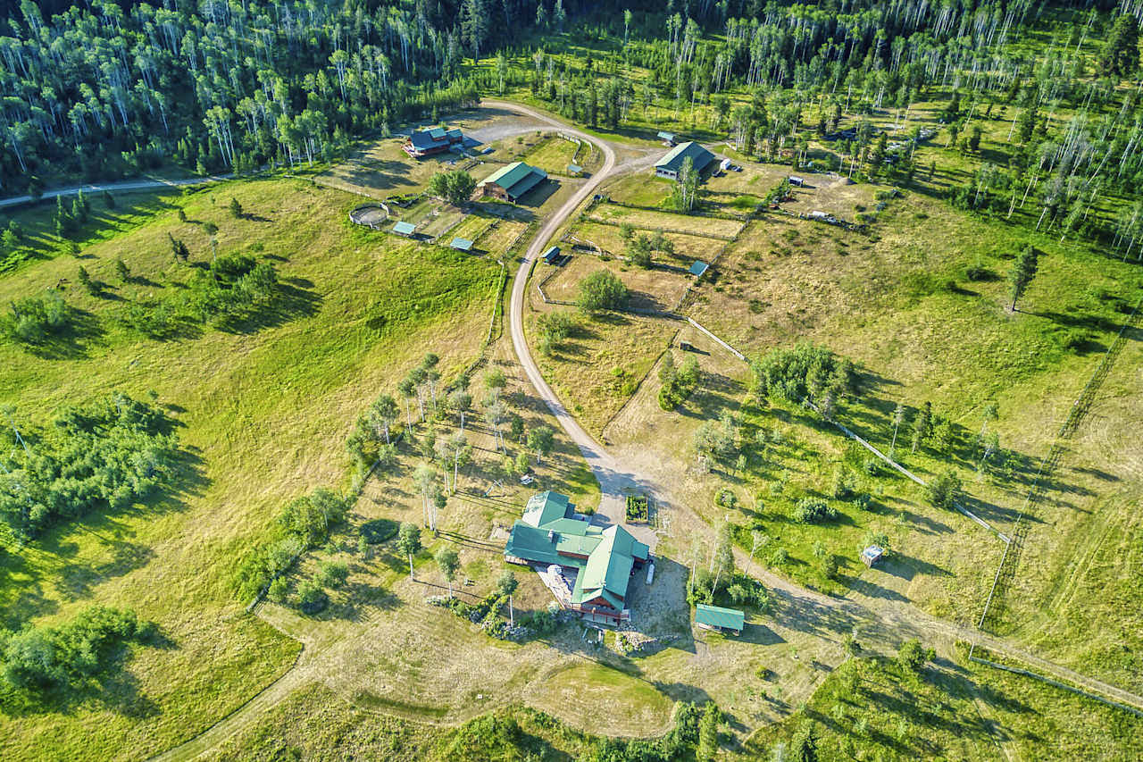 Windy Hills Lakefront Retreat