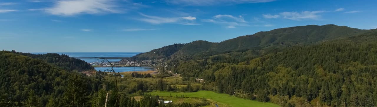 The city of Garibaldi Oregon and it's neighborhoods on a sunny day