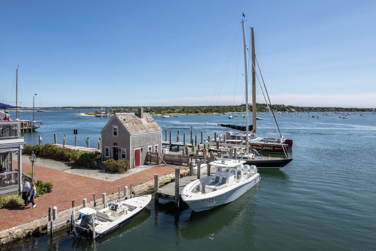 Edgartown, Deep Water Dock, Opportunity, Waterfront Listing Details