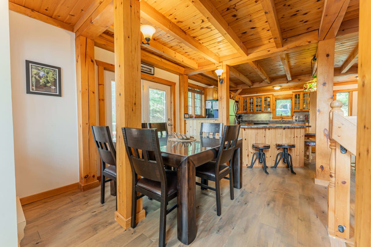 1025 Yukon Trail Haliburton