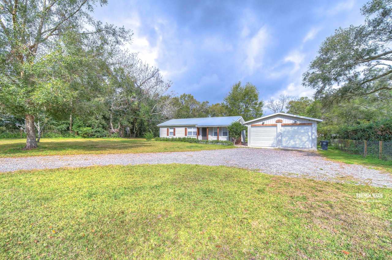 PRICE REDUCED! / 802 OVERHILL DRIVE