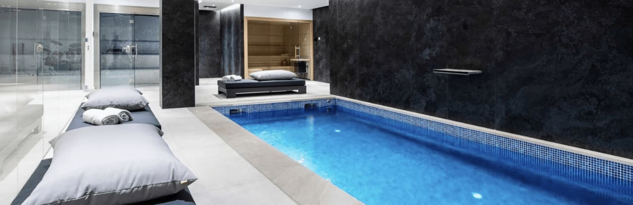 9 Homes with Luxury Indoor Swimming Pools