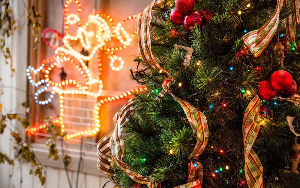 From Mistletoe to Twinkling Lights: The Origins of our Most Cherished At-Home Holiday Traditions