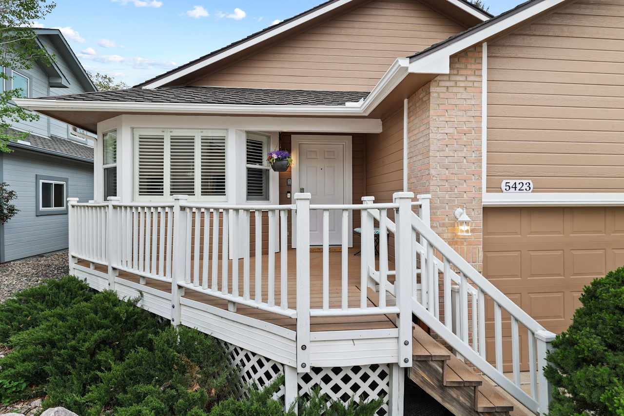 5423 Lions Gate Lane