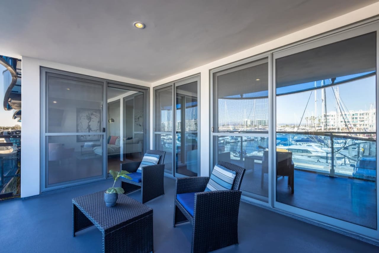 Two Bedroom Apartment with Marina Views