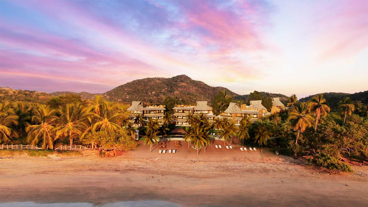 Live Real Estate Villas for sale in Ixtapa Zihuatanejo & Troncones