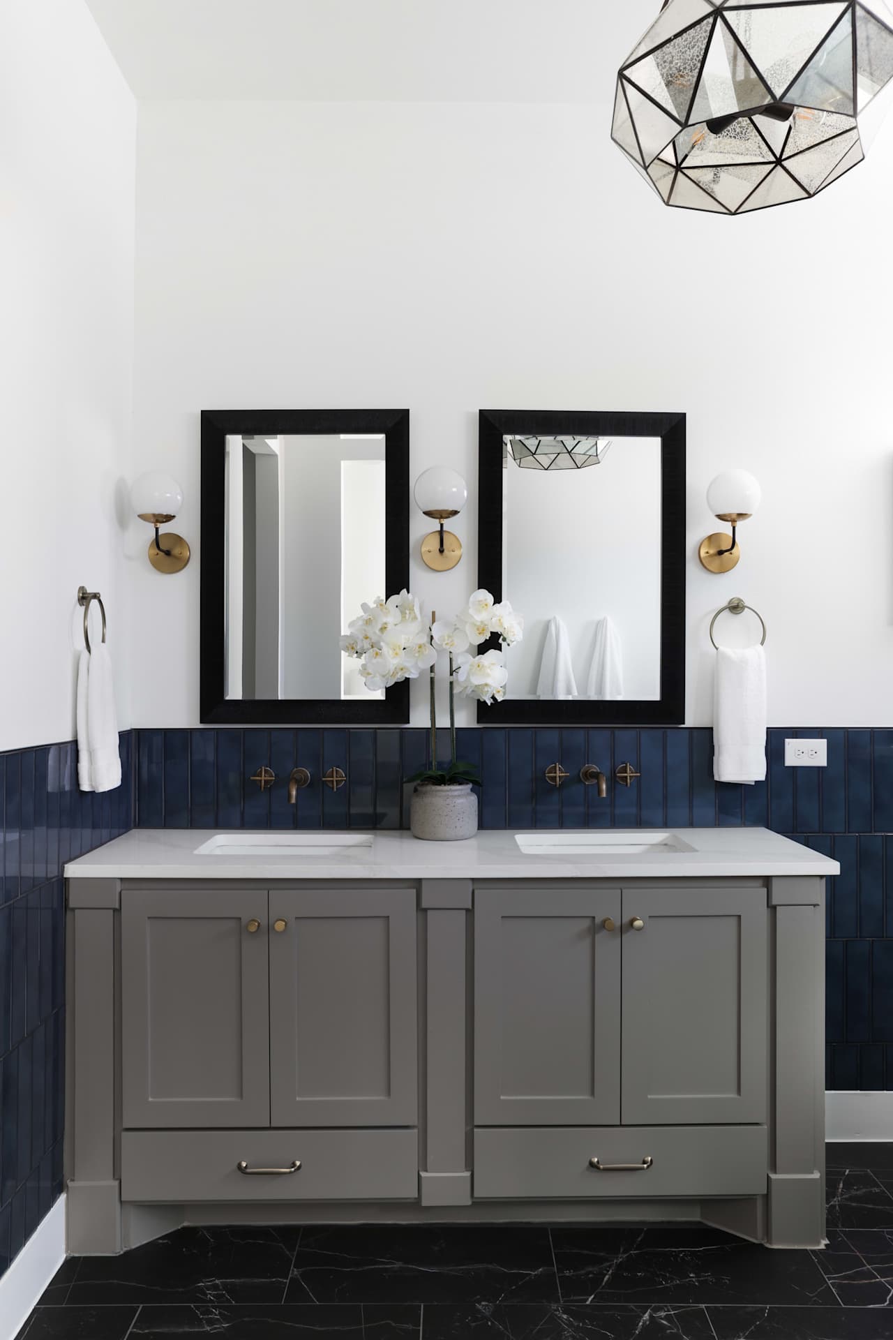 Lakefront Drive Lago Vista, TX 78645 Home for Sale