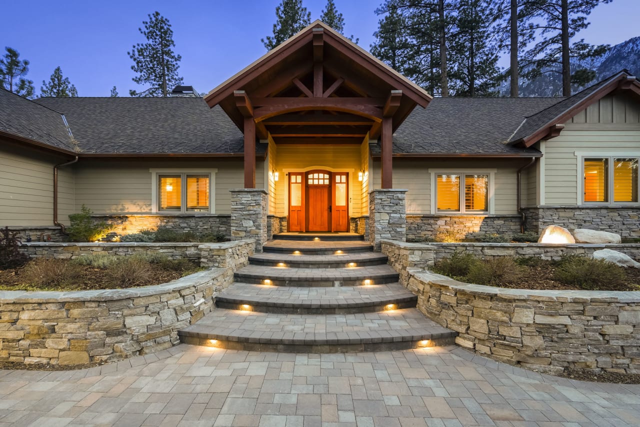 Resort Style Living-Jobs Peak Ranch