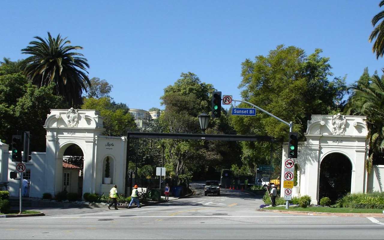 12 Celebrities Who Have Called Bel-Air Home | Mary Lu Tuthill