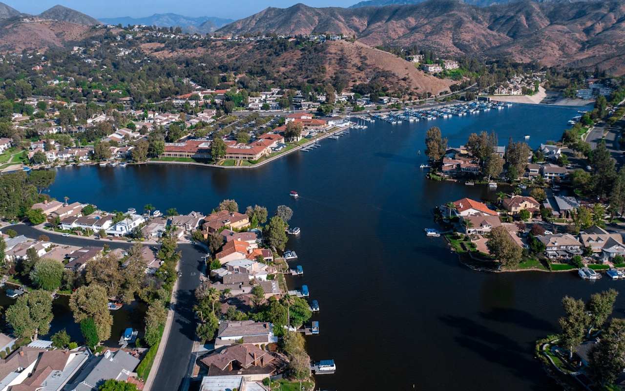 Discover Calabasas, CA