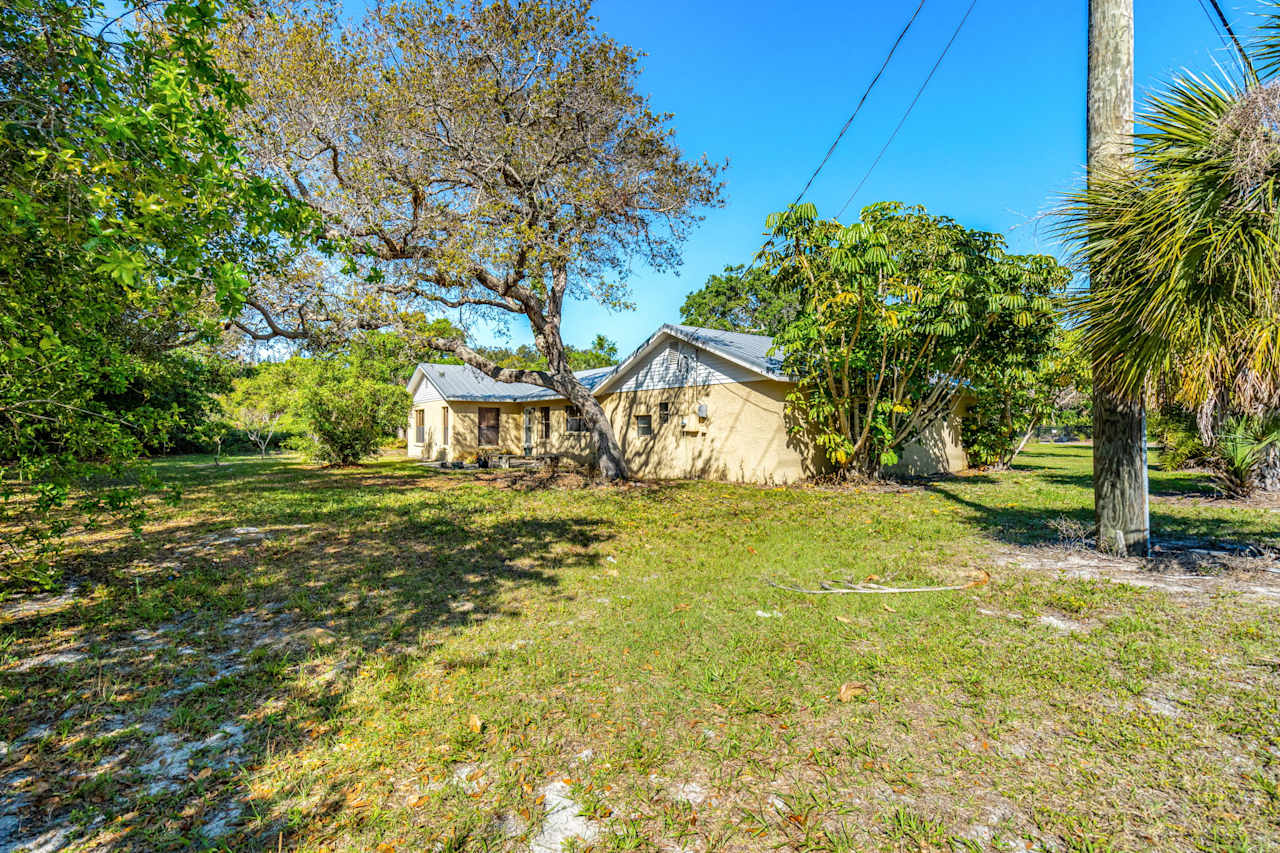 6335 & 6345 S Tropical Trl, Merritt Island 3,000,000