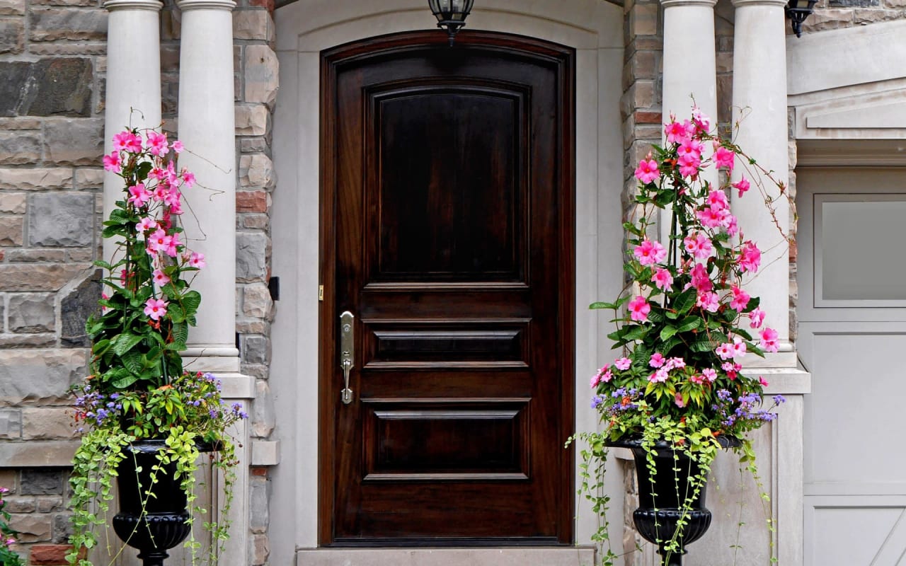 5 Ways to Improve Your Homes Curb Appeal