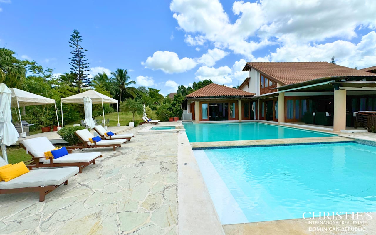 Luxury Villa in Colinas, Casa de Campo