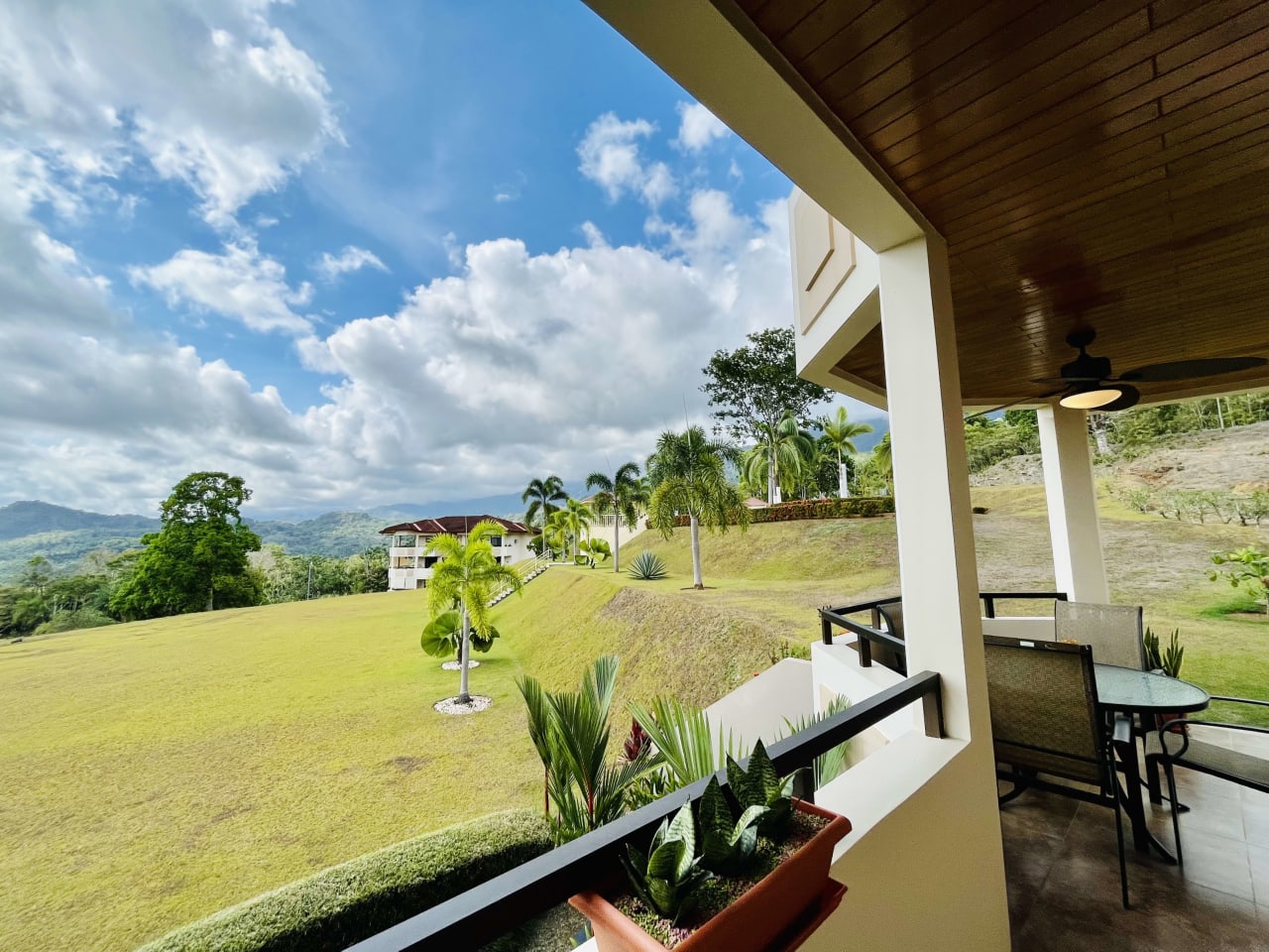 OSA Golf - Condo with Golf Membership, San Buenas, Costa Rica