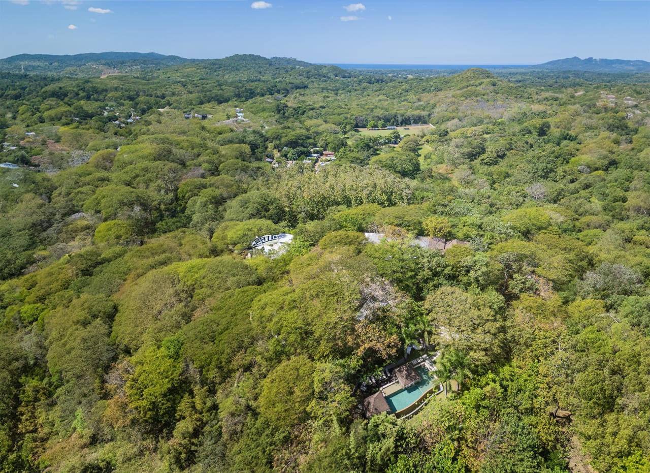 Casa Escondida ~ Tranquil Luxury close to Tamarindo