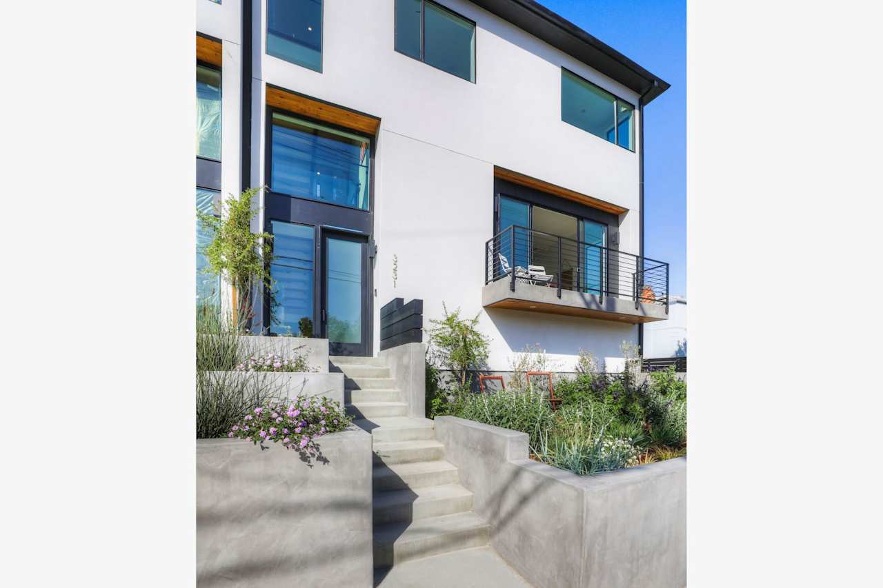 Rowena Walk | Green City Building Company