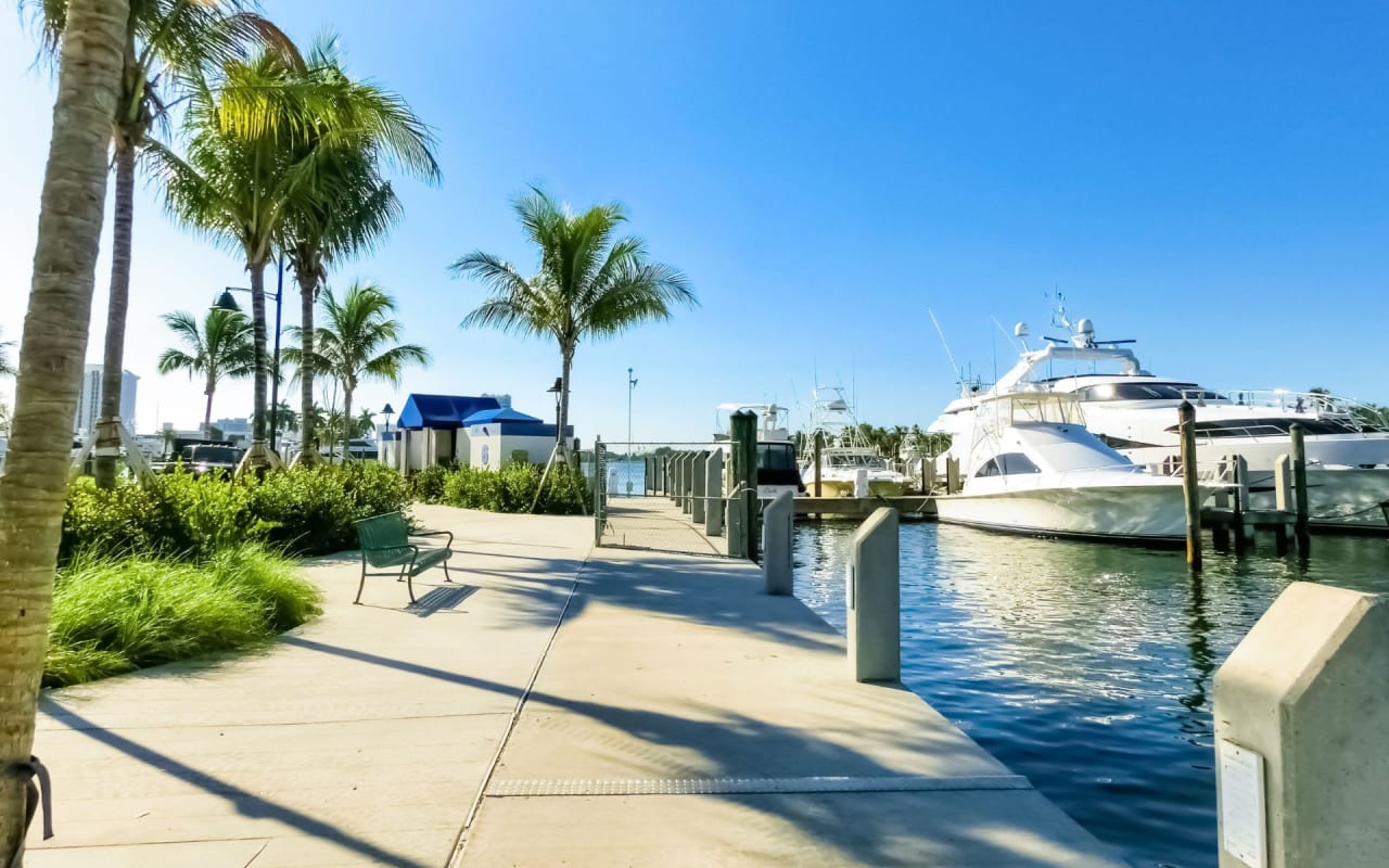 Yacht Harbor Village