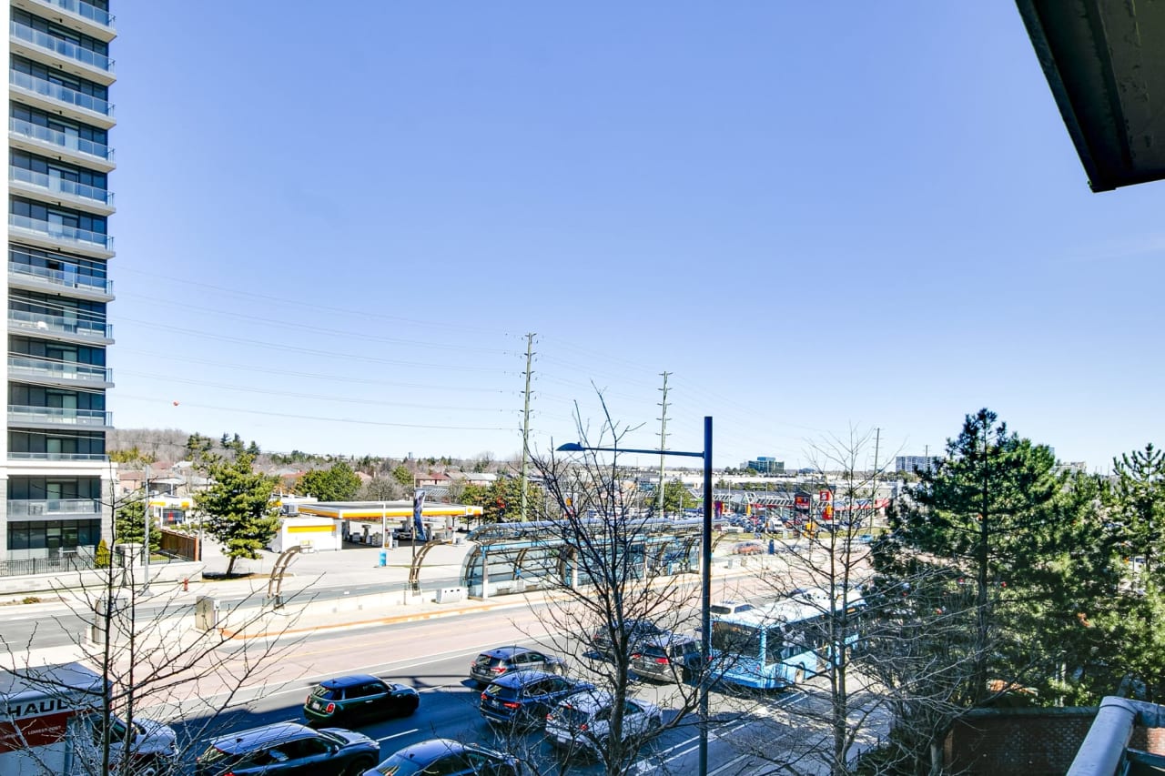 62 Suncrest Blvd #311, Markham