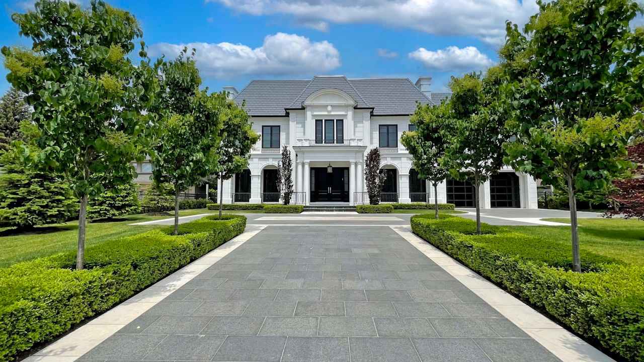 Katy Torabi | Top Toronto Luxury Real Estate Expert - Luxury Toronto Real Estate Agent