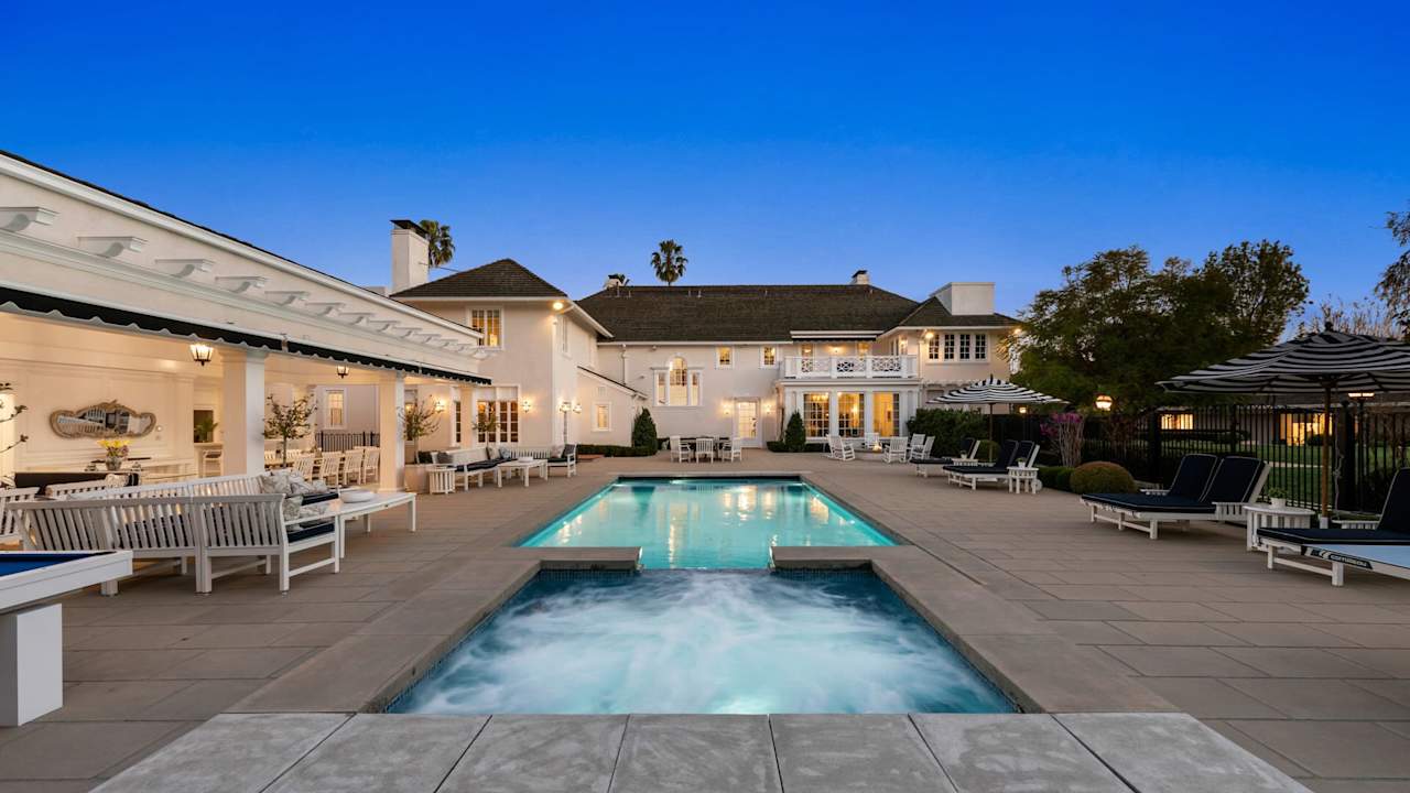 Collector’s Item: $38.5M Compound With a Museum Is Pasadena’s Most Expensive Home